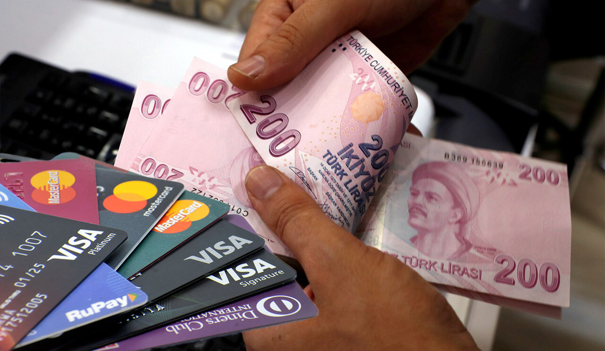Kartlı harcamalarda rekor artış: 1,75 trilyon TL’ye ulaştı