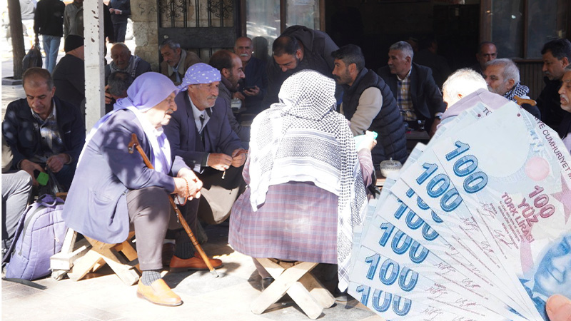 Şanlıurfa'daki emekliler merakla bekliyordu: Bayram ikramiyesinde tarih belli oldu