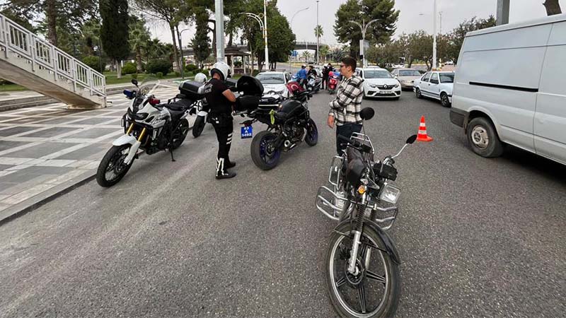 Şanlıurfa'da motosiklet denetimleri sıklaştırıldı