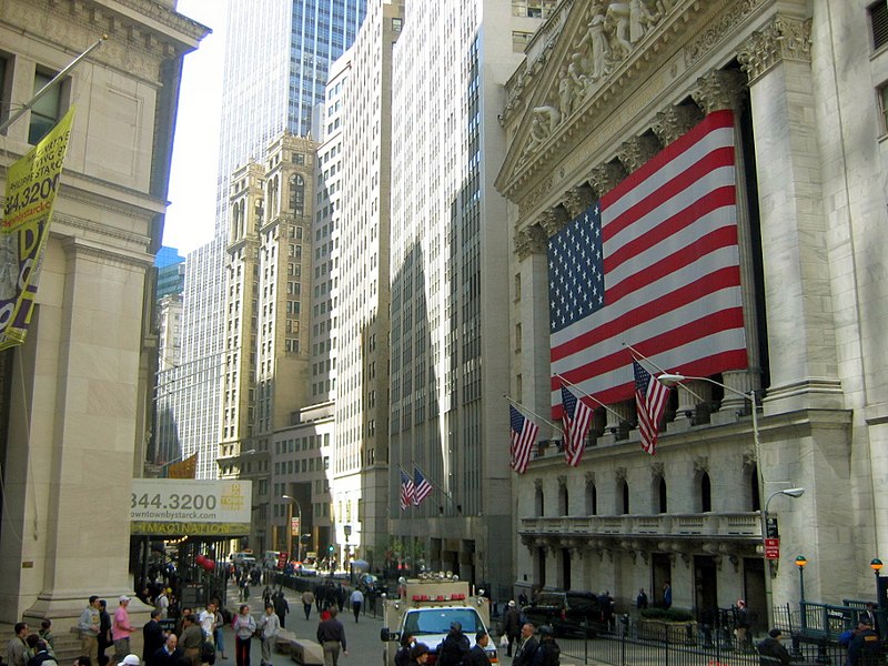 Wall Street: Dalgalı piyasalarda hareketlilik ve endişeler