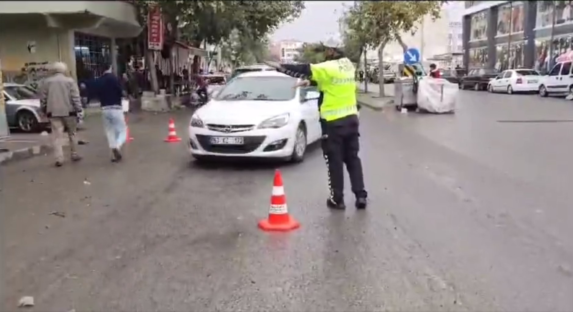 Şanlıurfa’da trafik denetiminde sürücülere ceza yağdı