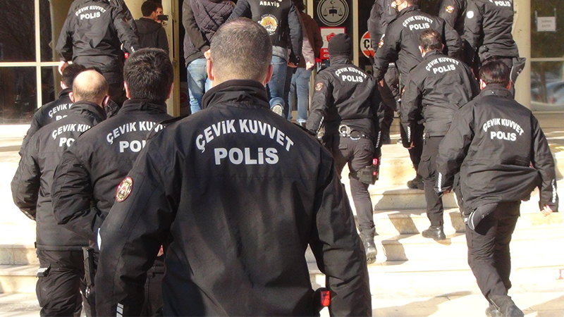 Şanlıurfa'da PKK/KCK-PYD/YPG operasyonu: 6 gözaltı, 2 tutuklama