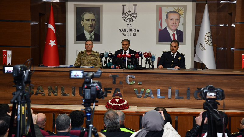 Vali Şıldak: Toplumun aydınlatılmasında kritik bir rol oynamaktadır