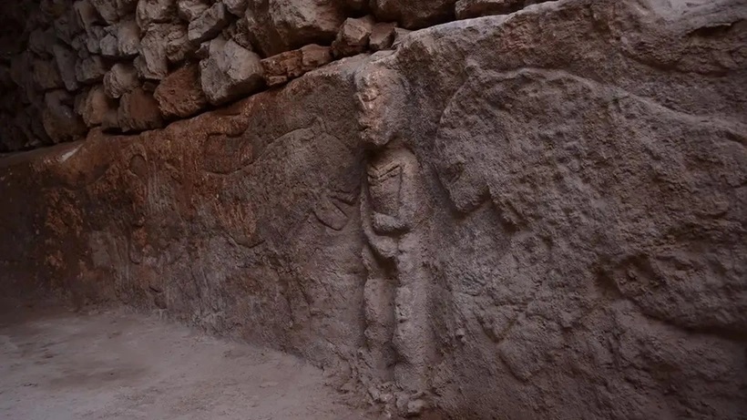 Şanlıurfa’daki penisini tutan adam kabartması arkeoloji tarihine geçti