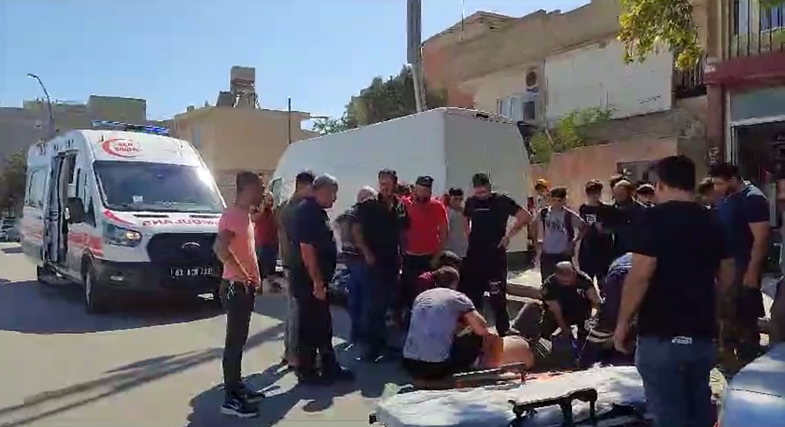 Urfa’da otomobil motosiklete çarptı: 1 yaralı