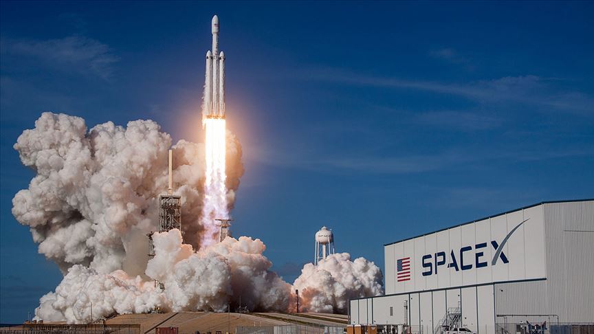 SpaceX: Uzaydaki dev