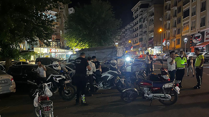 Şanlıurfa'da motosikletlere şok uygulama: Ceza yağdı
