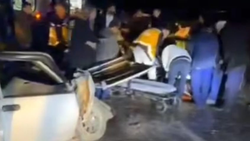 Şanlıurfa- Suruç kara yolunda feci kaza: 5 kişi yaralandı