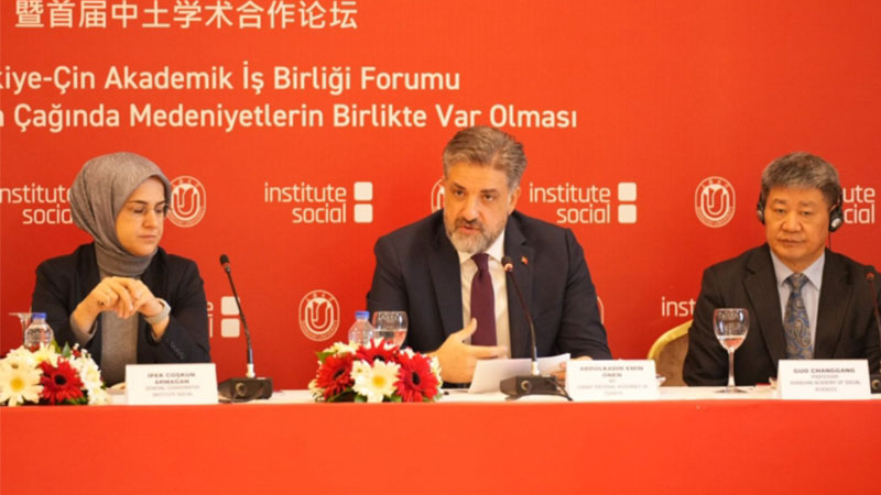 Türkiye-Çin İşbirliği Forumu’nun açılış konuşmasını Urfalı vekil yaptı