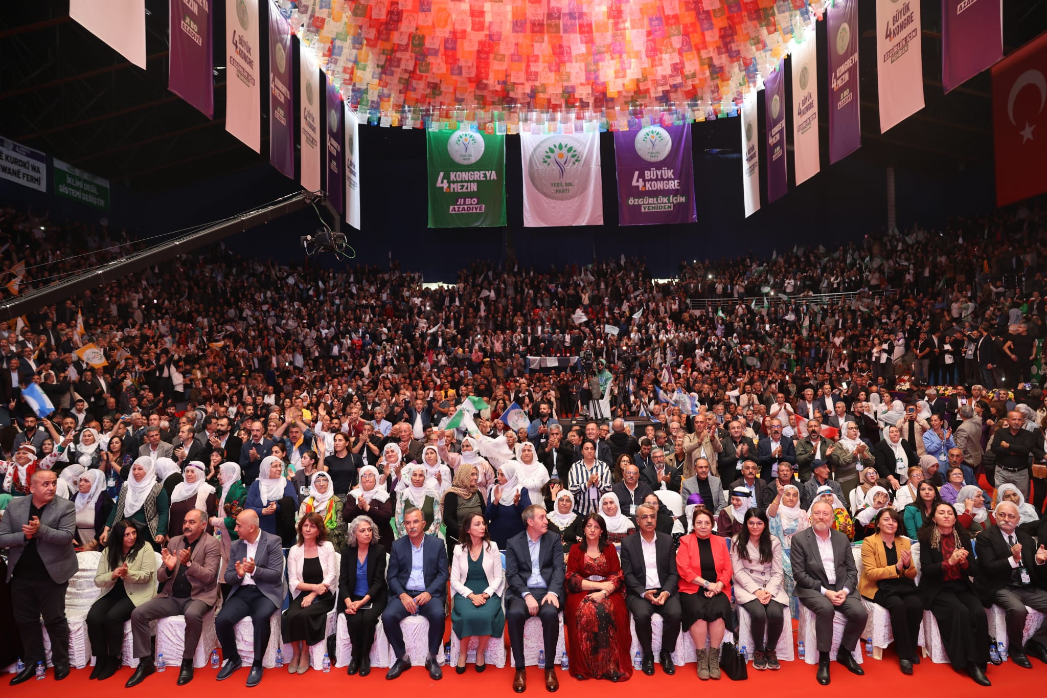 Partinin yeni ismi açıklandı