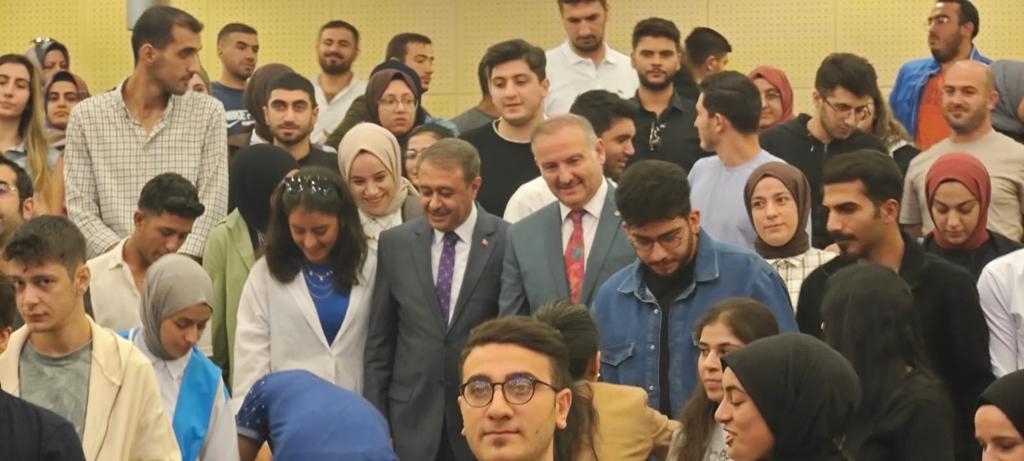 Vali Şıldak, Harran Üniversitesi öğrencileri ile buluştu