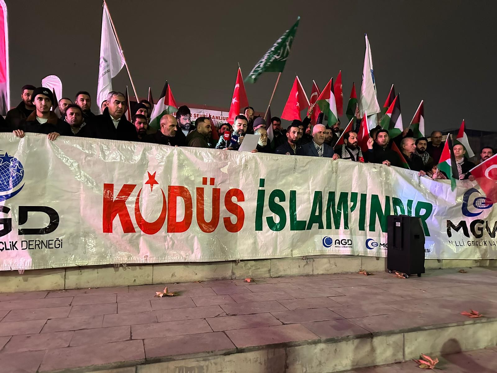 Şanlıurfa’da Şeyh Salih Aruri için cenaze namazı kılındı