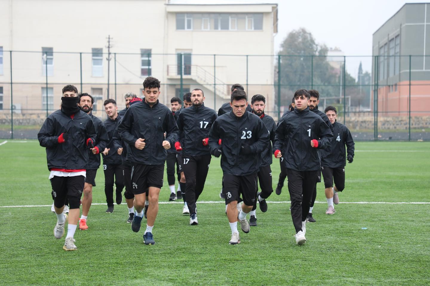 Lider takım devre arası kampına başladı