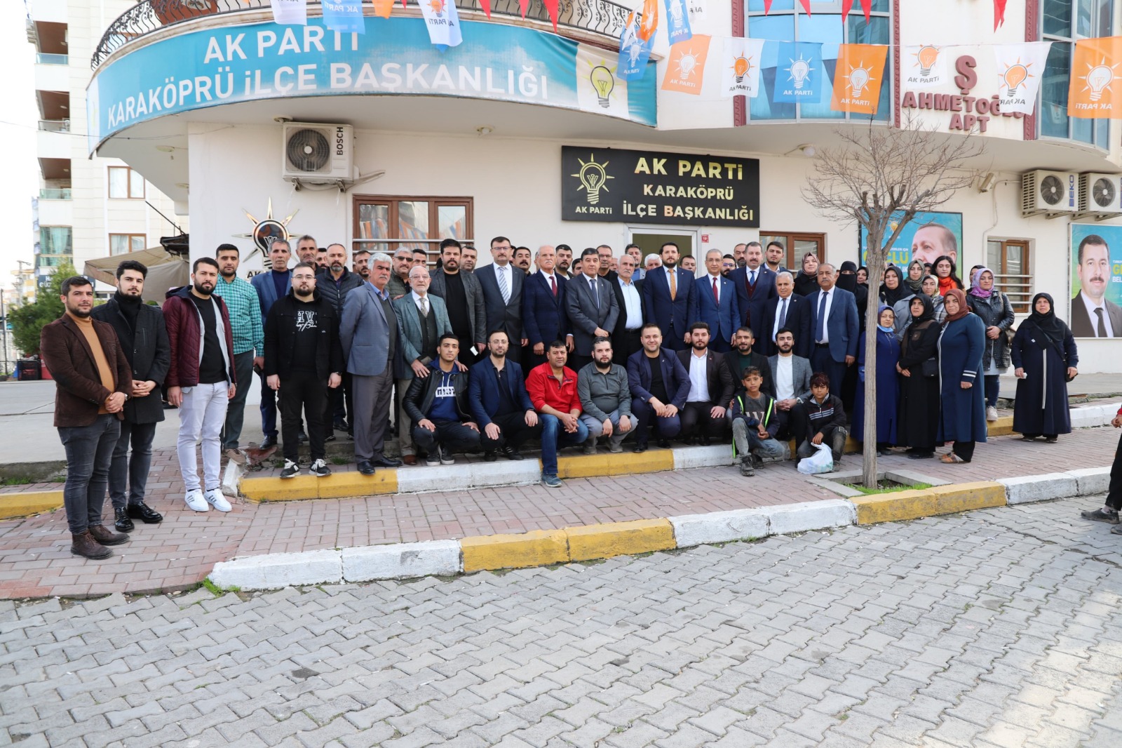 AK Parti Karaköprü Teşkilatı seçim çalışmalarını sürdürüyor