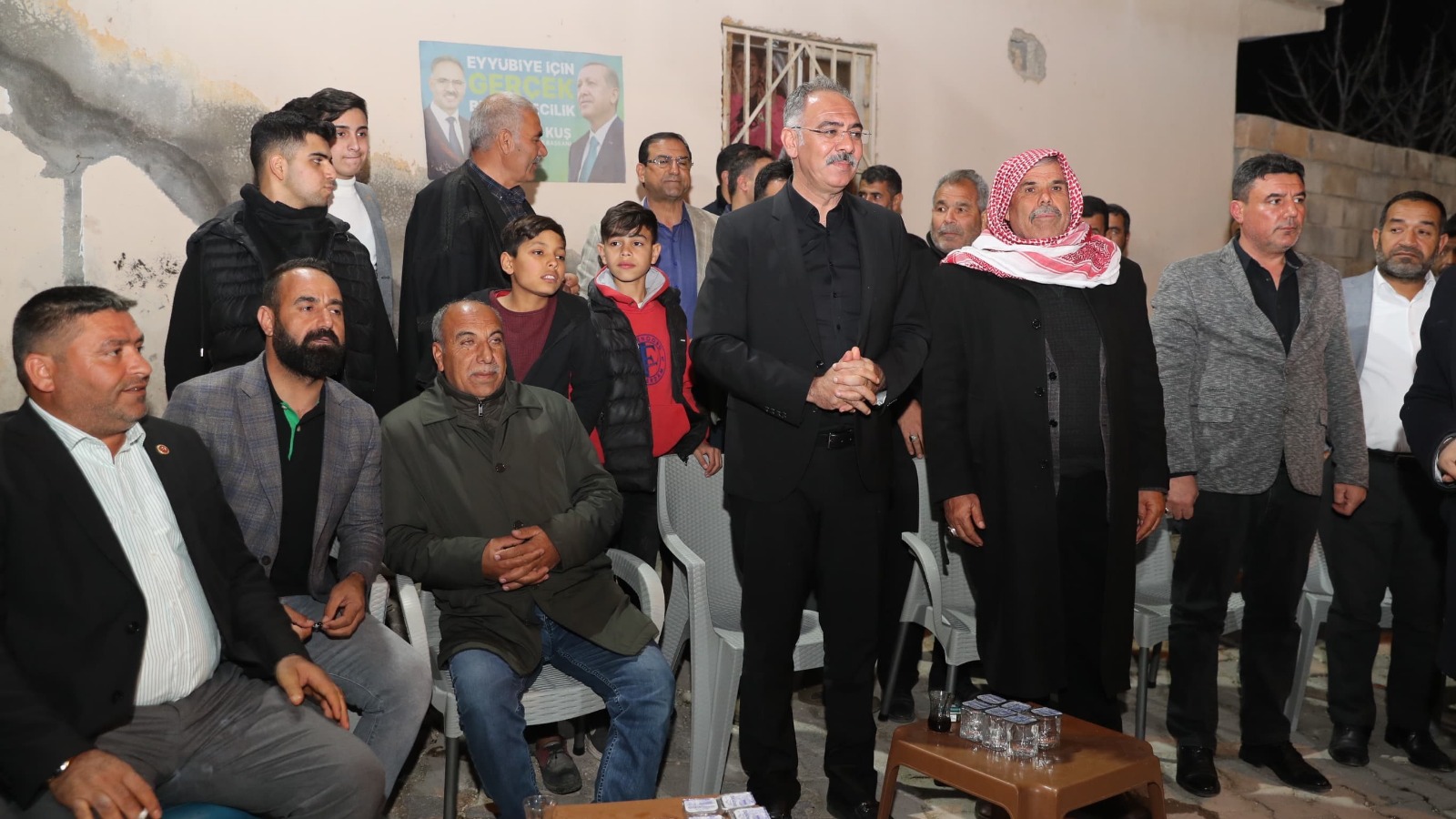 Mehmet Kuş her akşam çok sayıda haneye konuk oluyor