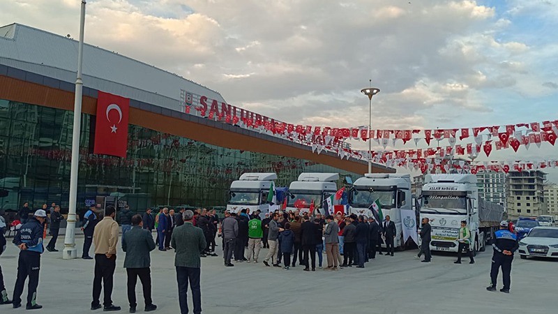 Şanlıurfa'dan Suriye'ye onlardan önce yardımları gitti