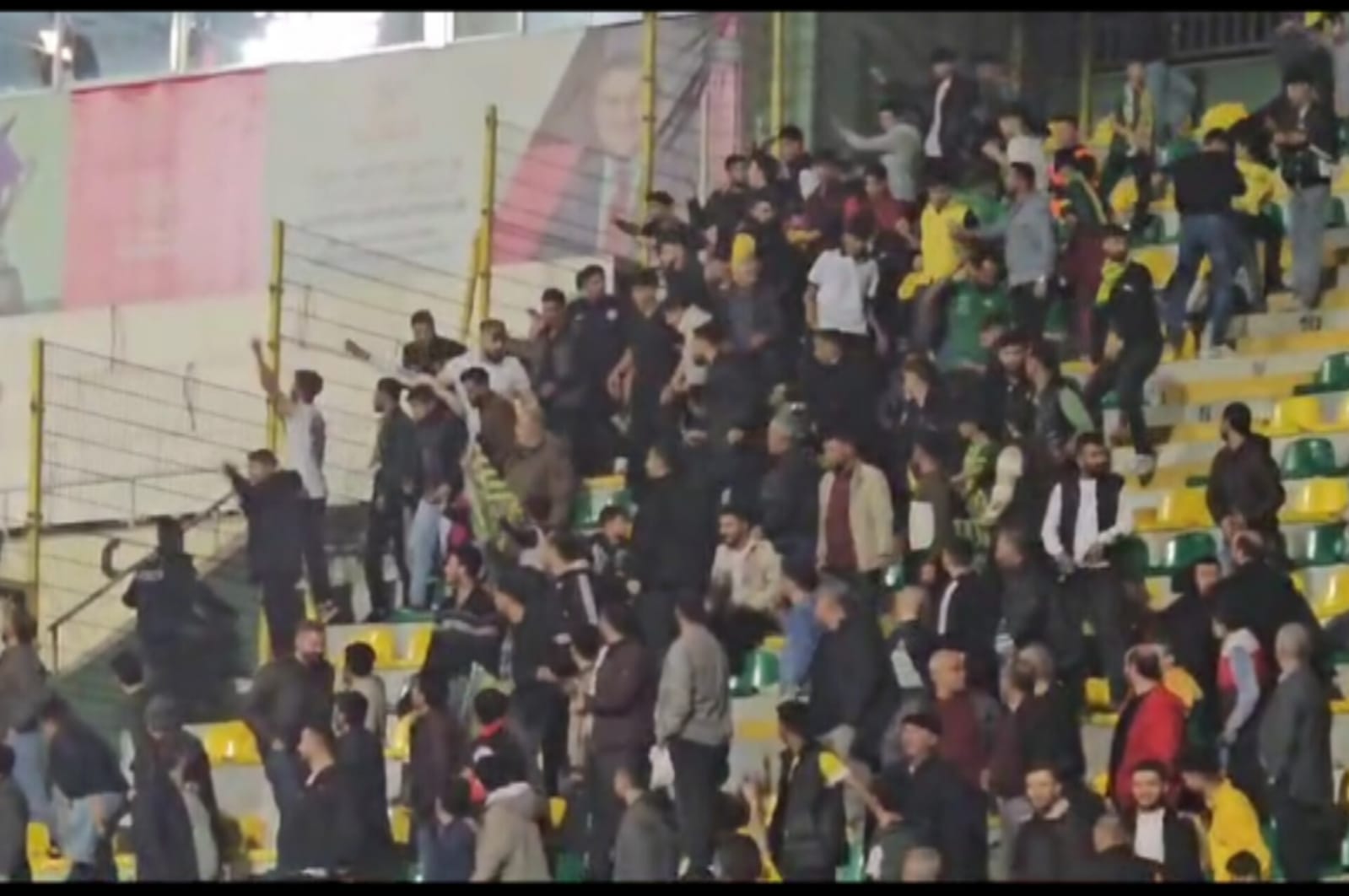 Şanlıurfaspor'un kritik maçında gergin anlar: Yönetim istifa!