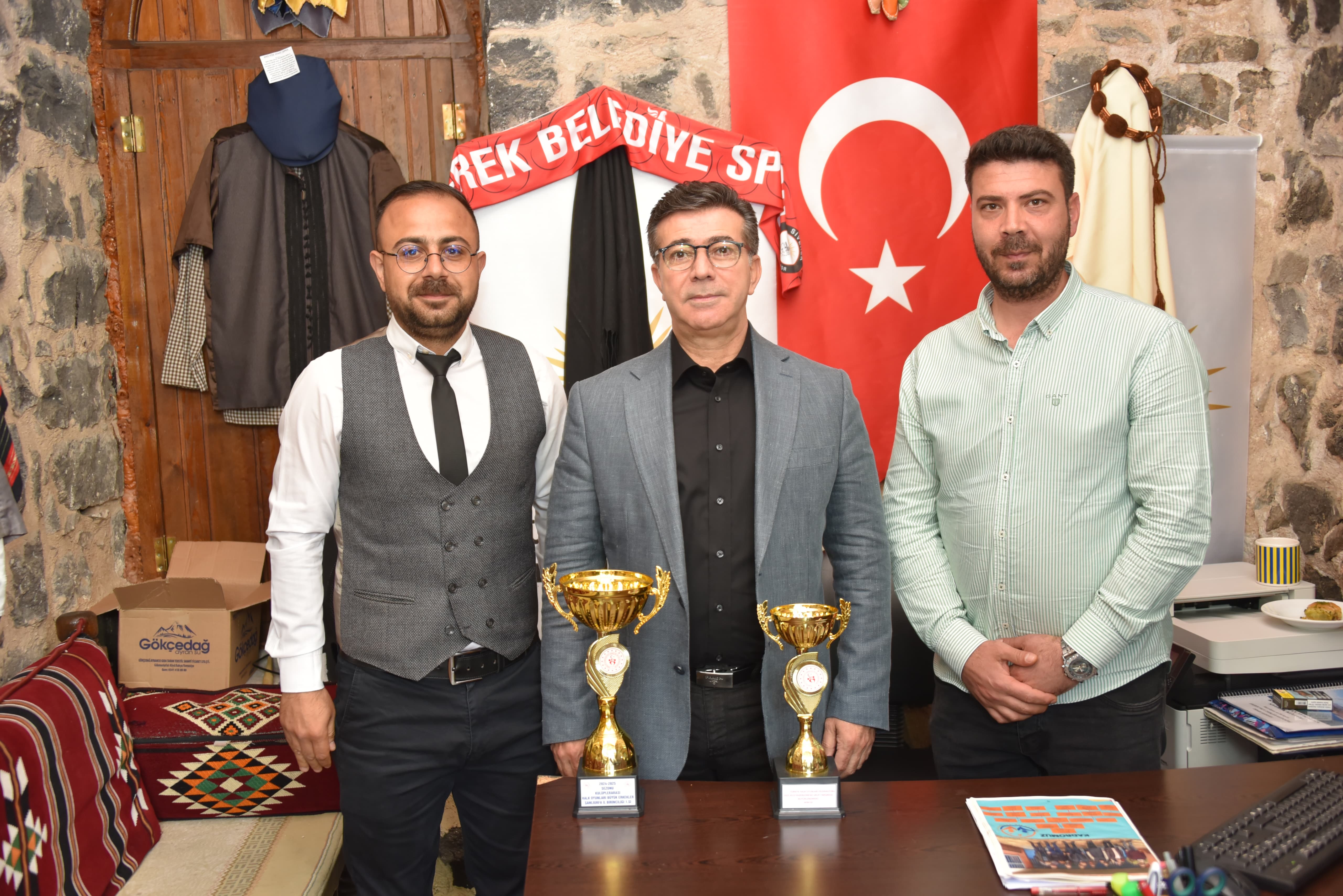 Başkan Bucak Türkiye ikincilerini ziyaret etti