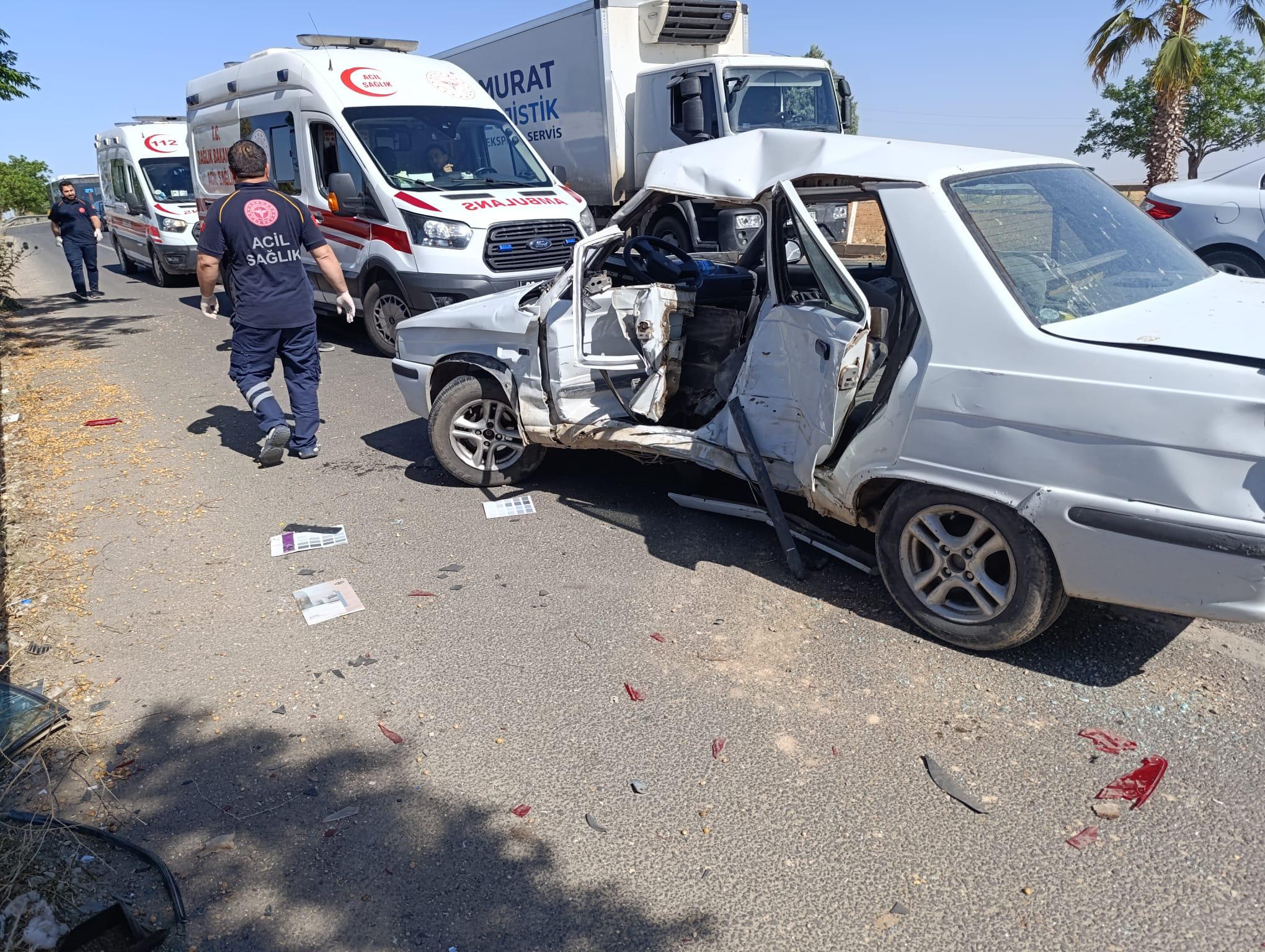 Şanlıurfa'da zincirleme kaza! Kazazedeler araçta sıkıştı...